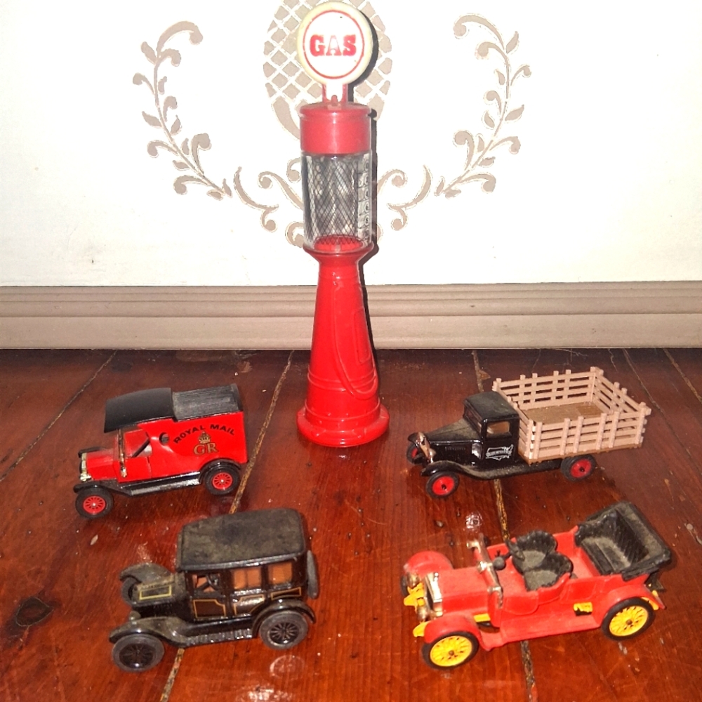 Vintage Toy Car Set with Gas Pump - Red and Black